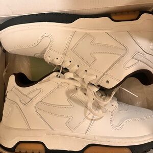 Off white Out the office for walking sneakers
